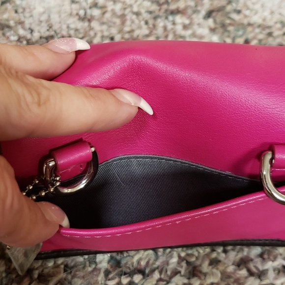 NWOT Coach Crossbody Cell Phone/Wallet - Picture 5 of 6